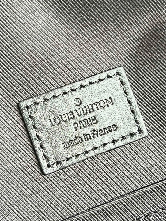 Cheap Louis DEAN BACKPACK Vuitton 0724